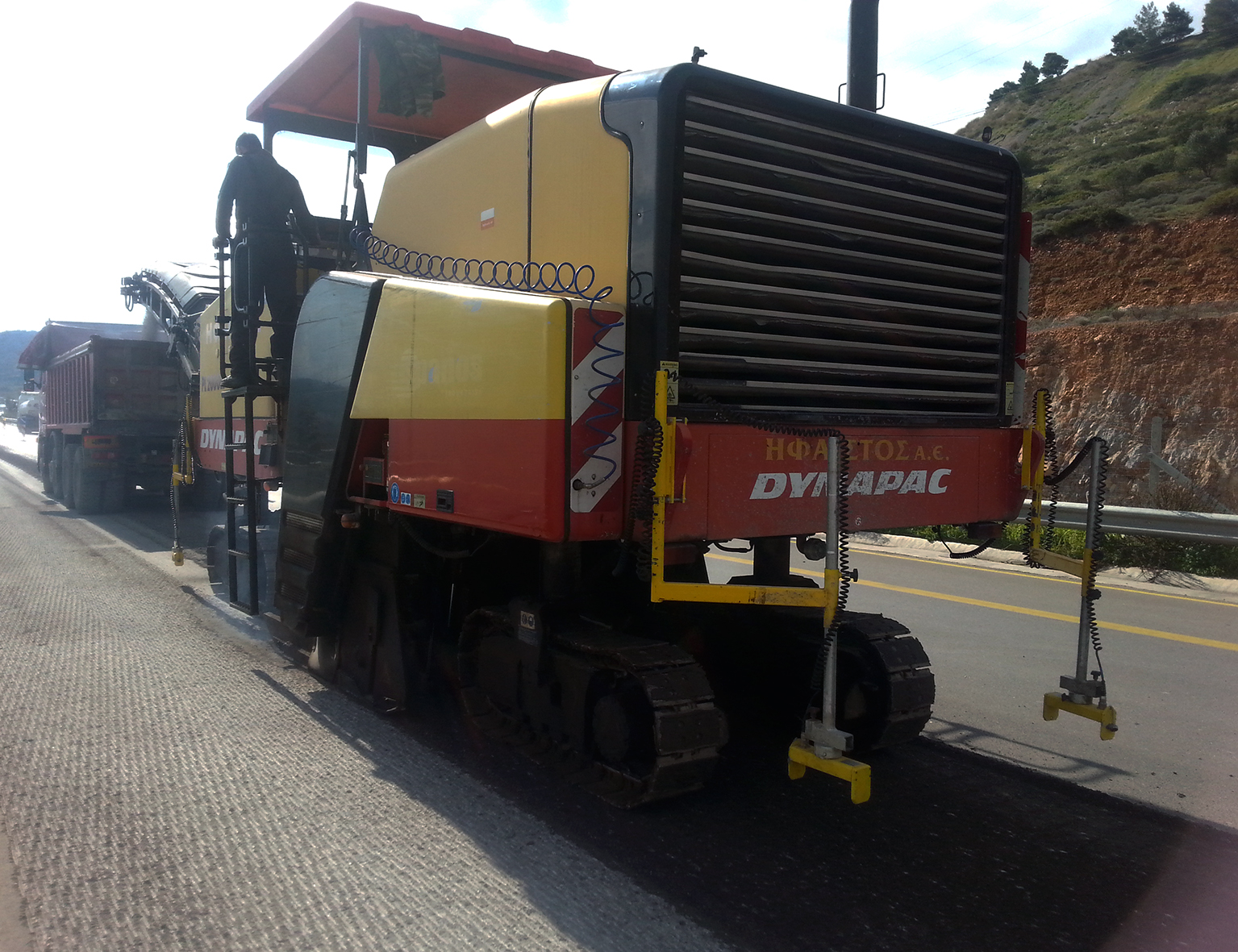 Big Sonic-Ski: Precise levelling, not just with the paver, but